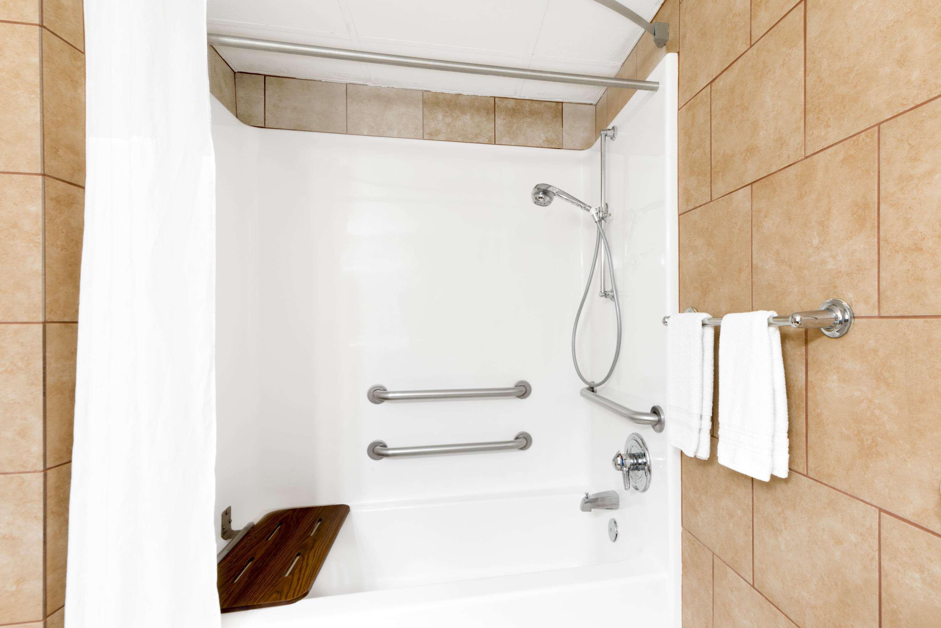 Days Inn By Wyndham אמס מראה חיצוני תמונה